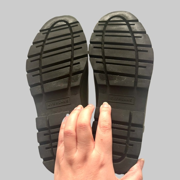 Women's Everlane The Rain Boot in Surplus Green & Black - EUC - Size 9 - Picture 5 of 6